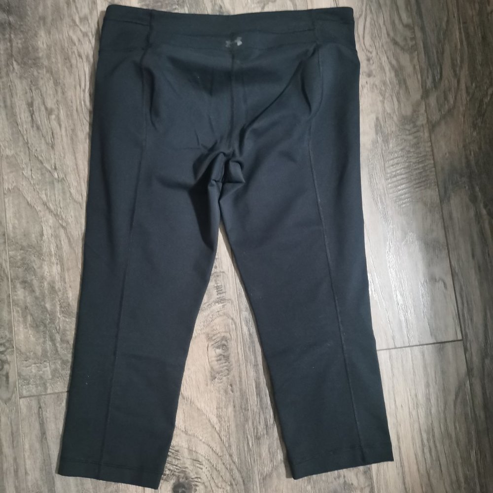 Under Armour Capris - Picture 4 of 5